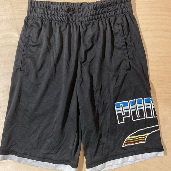 PUMA Shorts Large (14-16) (HX) - Picture 3 of 10
